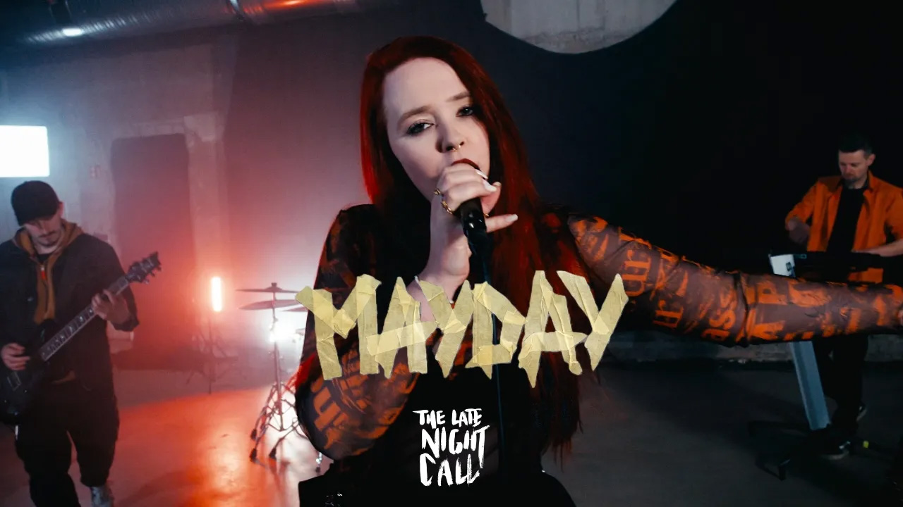 The Late Night Call, Mayday, Foto 1 von 3